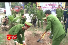 Cảnh sát PCCC Hà Nội tổ chức Tết trồng cây