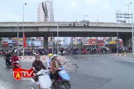 Giao thông Hà Nội ngày đầu sau kỳ nghỉ Tết 