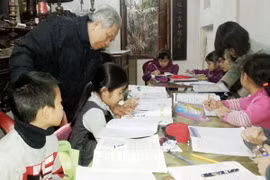 Lớp học của ông giáo Nguyễn Trà