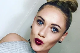 Cầu thủ Mỹ "rao hộ" cho bạn gái đi... bán dâm, cả hai bị bắt 