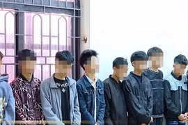 Triệu tập nhóm thanh, thiếu niên mang hung khí đánh nhau