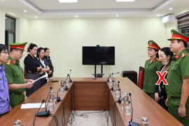 Bắt Hiệu trưởng và kế toán trường mầm non lập khống chứng từ