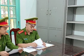 Khởi tố 6 đối tượng trong đường dây khai thác cát trái phép