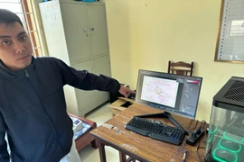 Gã trai sản xuất văn bằng chứng chỉ, rao bán trên "chợ mạng"