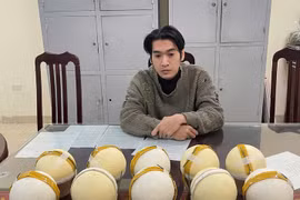 Công an quận Thanh Xuân khởi tố đối tượng buôn bán hàng cấm là pháo hoa nổ 