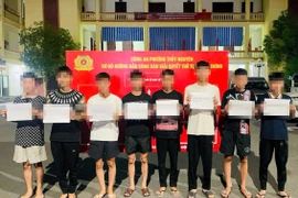 Tạm giữ 6 đối tượng 'độ xe' gây rối trật tự công cộng