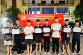 Tạm giữ 6 đối tượng 'độ xe' gây rối trật tự công cộng