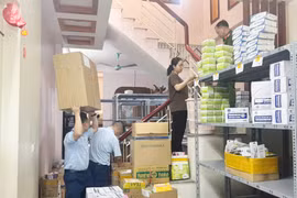 Khởi tố 2 đối tượng buôn bán hàng giả là thuốc chữa bệnh