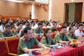 Phát huy vai trò là cầu nối quan trọng giữa Đảng và người lao động