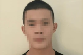 Đối tượng dùng điếu cày 'bổ" vào đầu người đàn ông