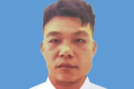 Phi vụ kiếm thêm của lái xuồng nơi lằn ranh biên giới