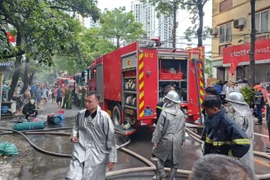 Xảy cháy tại quán cơm trên đường Hoàng Mai