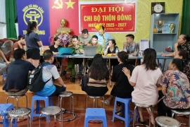 Khẩn trương phát quà cho nhân dân đảm bảo công khai, minh bạch với nguyên tắc không bỏ sót - không trùng lặp