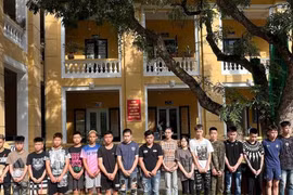 Khởi tố 31 thanh thiếu niên mang hung khí đi đánh nhau