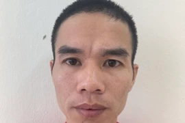 Thuê ô tô tự lái mang đi cầm cố