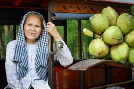 "Nụ cười hạnh phúc" tri ân những người có công