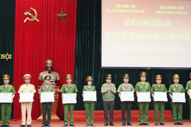 Xây dựng nguồn nhân lực chất lượng cao cho Công an Hà Nội