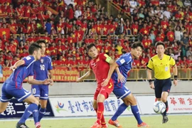 50.000 đồng/vé xem thầy trò Hữu Thắng đấu với Đài Loan