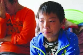 Bé trai 11 tuổi một mình đi 400km để chữa bệnh