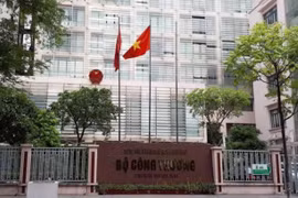 Thứ trưởng Nguyễn Sinh Nhật Tân là Người phát ngôn của Bộ Công Thương