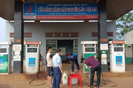 Xử phạt 860 cơ sở kinh doanh xăng dầu vi phạm