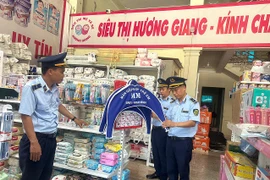 Tự ý đặt tên biển hiệu “siêu thị” để hút khách, cơ sở kinh doanh bị phạt 7,5 triệu đồng