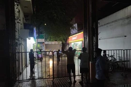 Hà Nội: Cách ly tạm thời chung cư 60 Nguyễn Đức Cảnh do có ca nghi mắc Covid-19