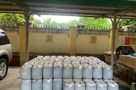 Hà Nội: Phát hiện hơn 2.600 lít nước mắm không rõ nguồn gốc