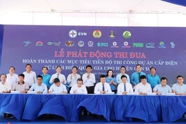 Sớm hoàn thành đường dây cấp điện cho Côn Đảo