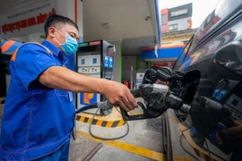 Giá xăng dầu trong nước sẽ thay đổi 2 lần trong tuần tới