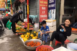 Nhiều mặt hàng Tết bắt đầu tăng giá nhẹ