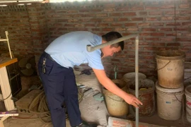 Vi phạm về kinh doanh xăng dầu, một cây xăng bị phạt 50 triệu đồng