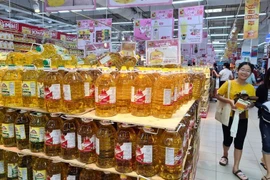 “Muối mắm, dầu ăn không còn rẻ nữa”