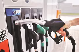 Chi quỹ bình ổn ở mức cao để giữ nguyên giá bán xăng dầu 