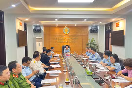 Hà Nội: Kiểm tra liên ngành chống buôn lậu, gian lận thương mại, hàng giả trong dịp cuối năm 2024 và Tết 2025
