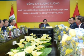 Chủ tịch nước Lương Cường thăm và làm việc tại doanh nghiệp viễn thông Việt Nam tại Peru