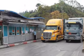 Không để xảy ra ùn tắc hàng hóa tại quốc lộ 1A và khu vực cửa khẩu