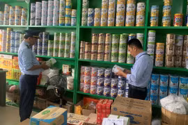 Buôn bán thực phẩm giả, một doanh nghiệp bị xử phạt nặng
