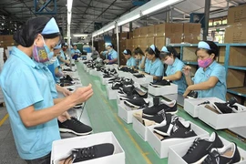 Việt Nam xuất khẩu hơn 1,2 tỷ đôi giày dép trong năm 2020