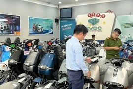Hà Nội: Chuyển hồ sơ vụ việc kinh doanh xe máy điện giả nhãn hiệu sang cơ quan Công an