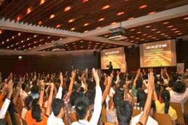 Kiểm soát hoạt động bảo trợ quốc tế, ngăn ngừa biến tướng trong kinh doanh đa cấp