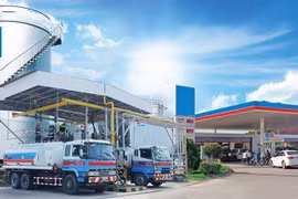Quản lý lỏng lẻo, Bộ Công Thương để doanh nghiệp mua bán xăng dầu trái quy định