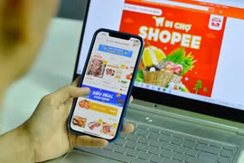 Hà Nội: Lo ngại dịch bệnh, người dân có thể “đi chợ online” 