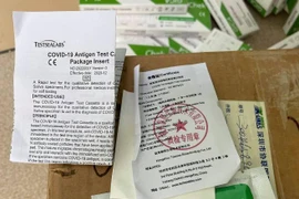 Bộ test nhanh Covid-19 bán trôi nổi: Chớ mua kẻo “tiền mất tật mang”