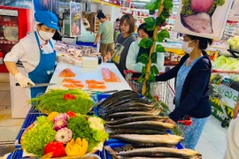 Siêu thị, trung tâm thương mại khuyến mại lớn dịp lễ 2-9