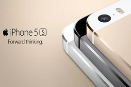 Nhà mạng công bố phân phối iPhone 5S, 5C