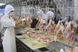 Giá thực phẩm, rau xanh nhanh chóng về mức trước Tết, bát bún vẫn 75.000 đồng