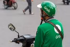 Grab thu phí nắng nóng: Bộ Công Thương yêu cầu giải trình