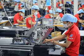 GDP 6 tháng cuối năm phải tăng 8,42%