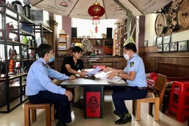 Phạt cơ sở bán “ly cà phê đắt nhất Việt Nam” hơn 18,7 triệu đồng